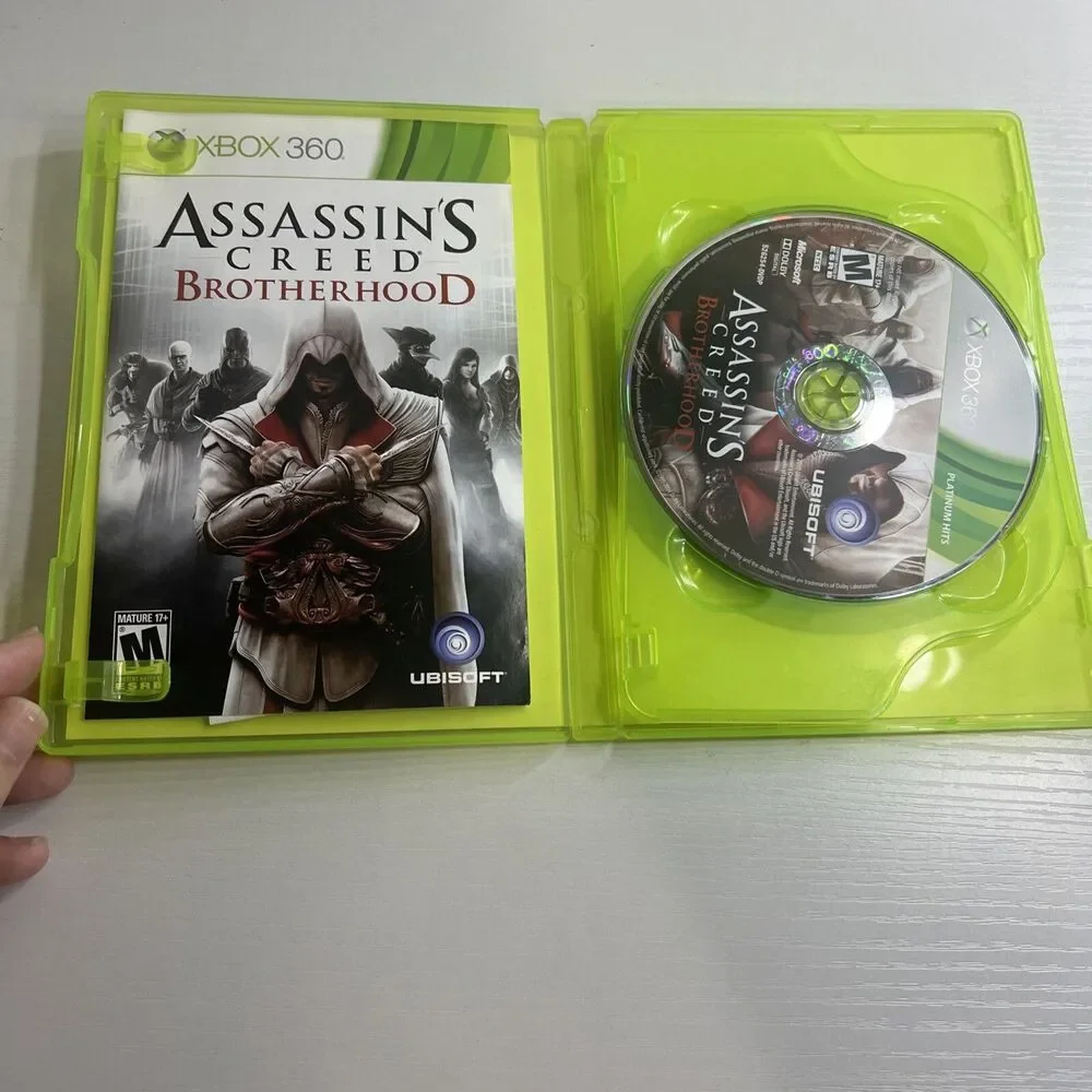 Assassin's Creed: Brotherhood (Microsoft Xbox 360, 2010)